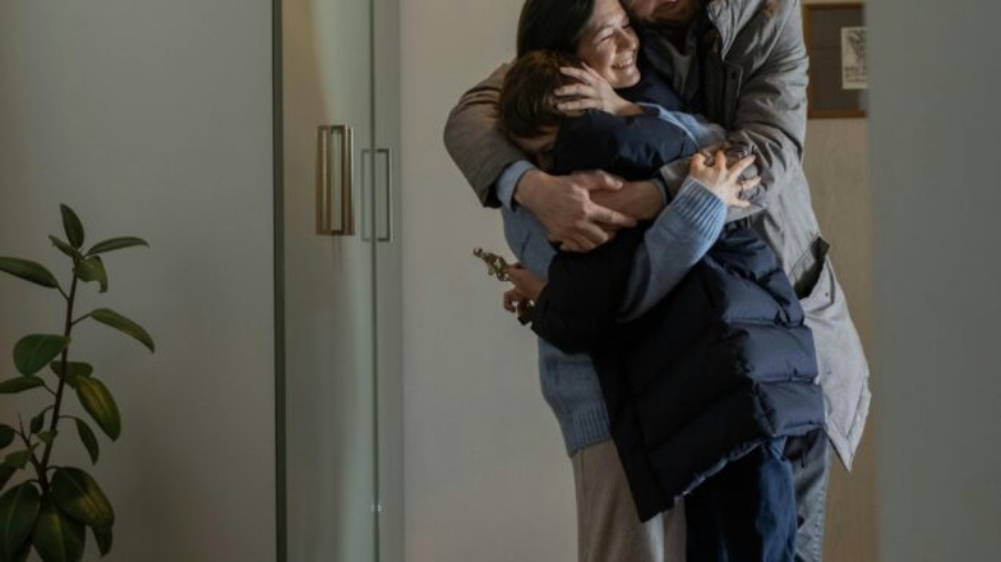 Ħu miegħek lit-tifel u lil ommu, u aħrab lejn l-Eġittu